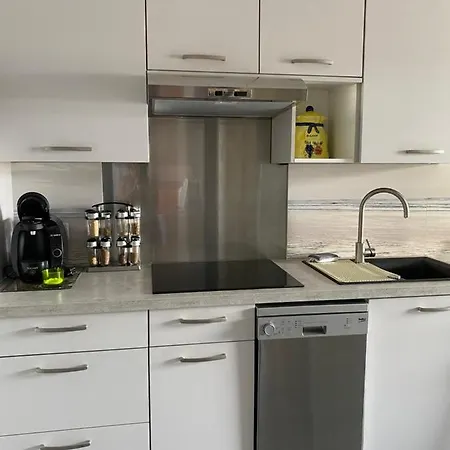 Marymer 切尔维奥内